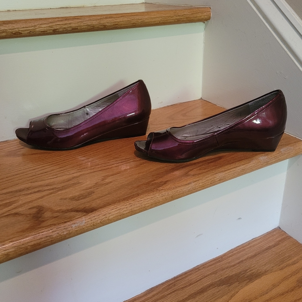 Me Too Burgandy Patent Leather Wedge Heels